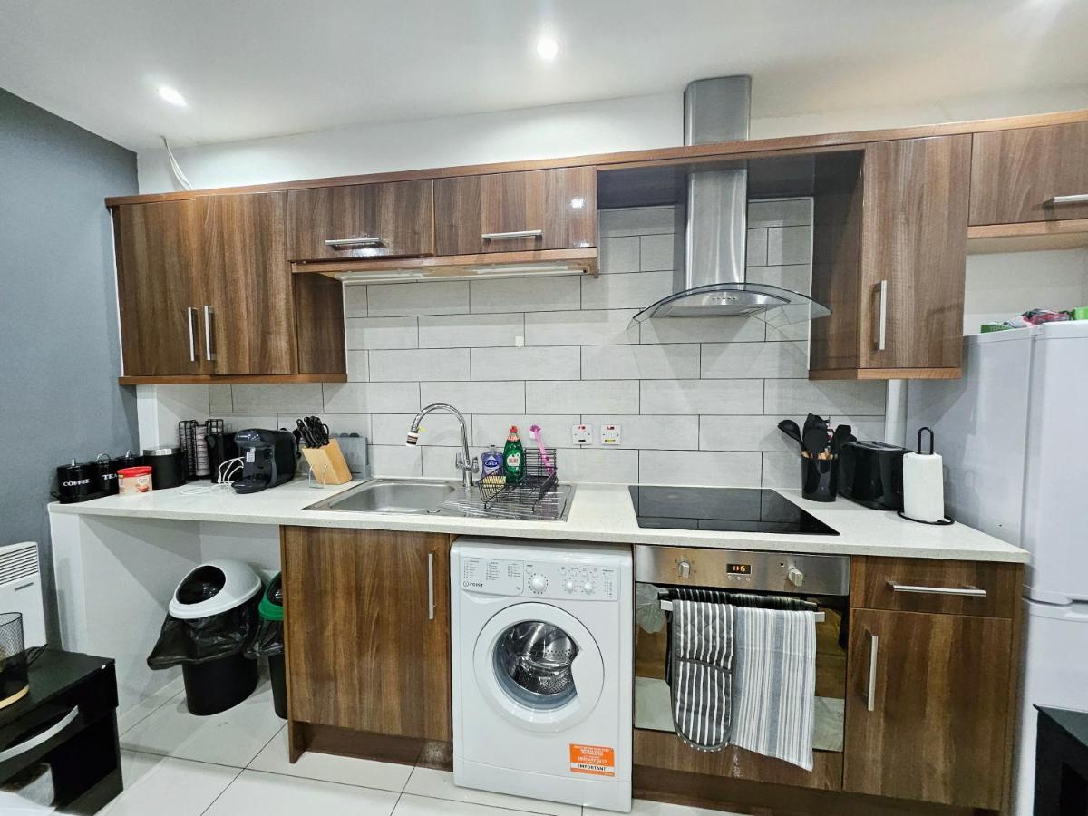 Gdy0 - The Green Dragon Apartment Londen Buitenkant foto